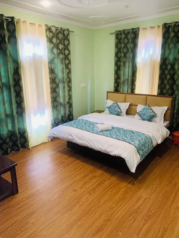 Premium room