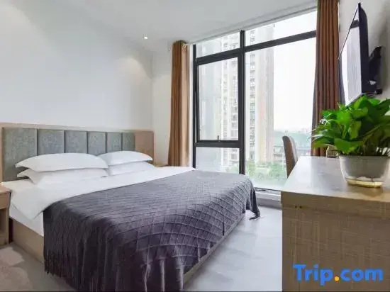 Deluxe Double room (full double bed)