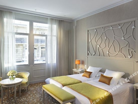 Chateau Frontenac Hotel  50