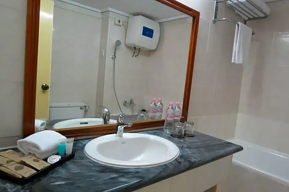 City Hotel Yangon - Chambres