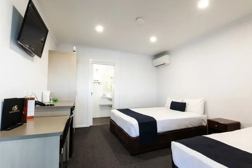 Economy Double room (full double bed)