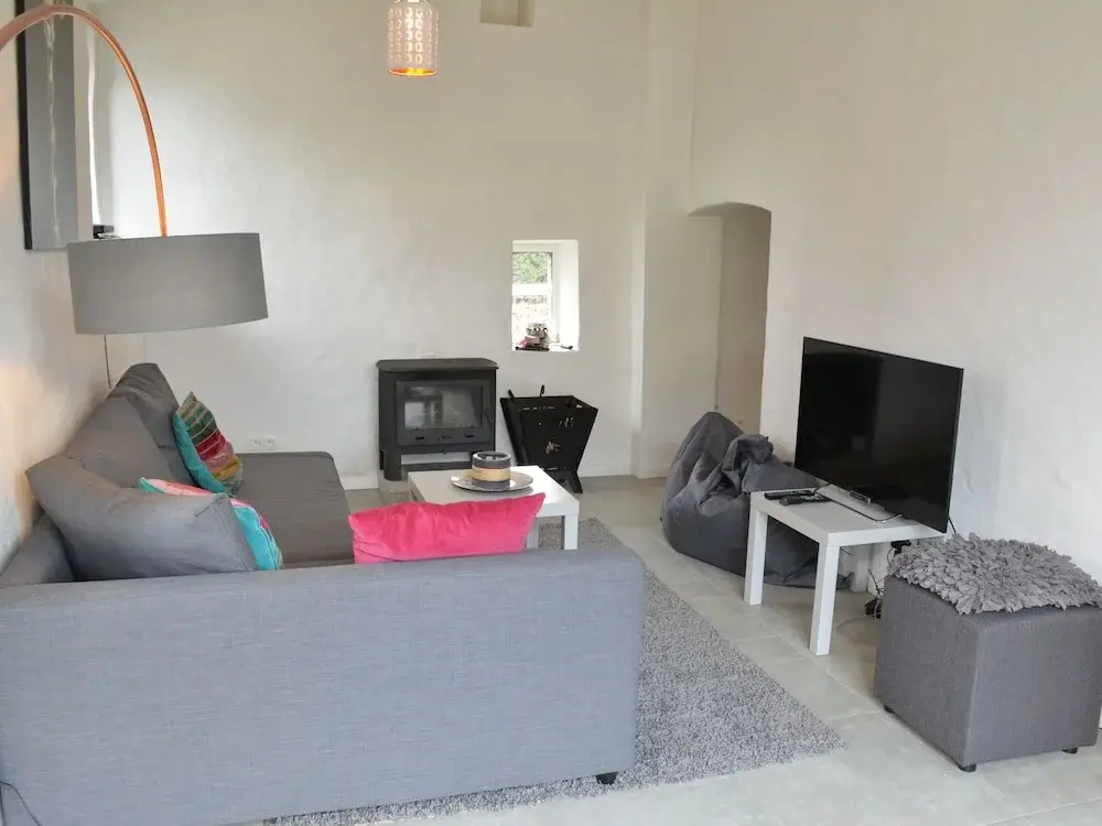 Wonderfully Furnished Cottage, Very Comfortable, Small Village Near Namur - фото 9