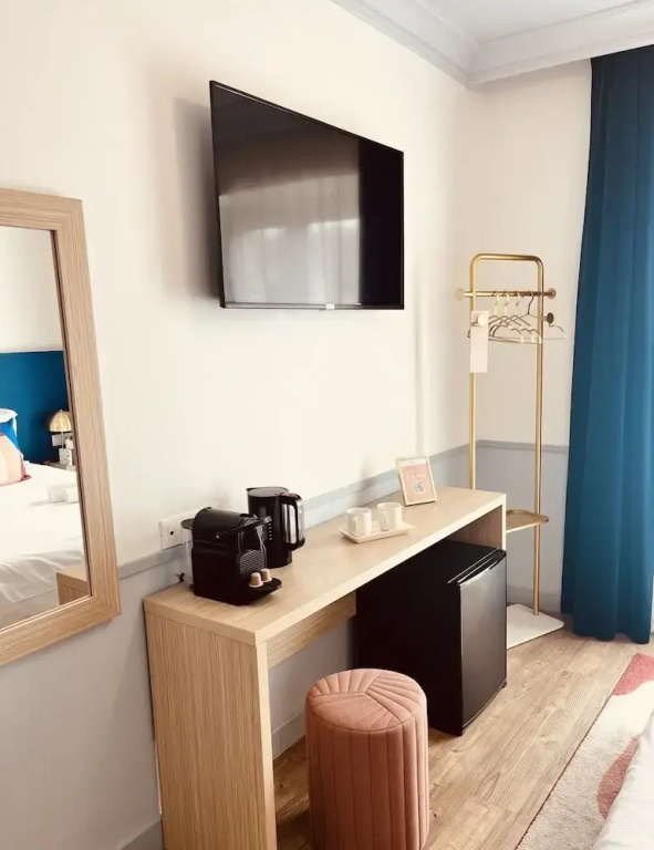 Privilege Double room with garden view (full double bed)