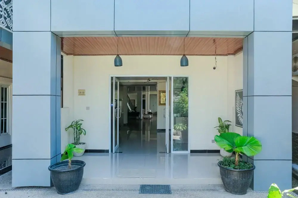 RedDoorz Plus @ GNG Hotel El Tari Airport Kupang