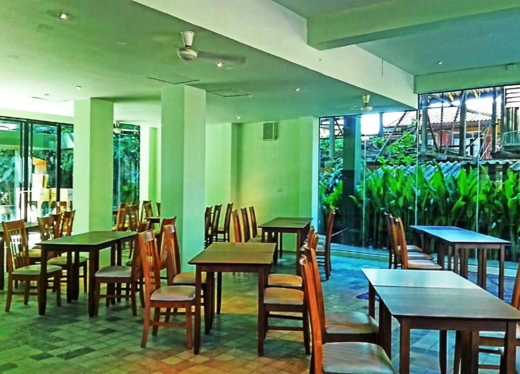A Hotel Simply - Général