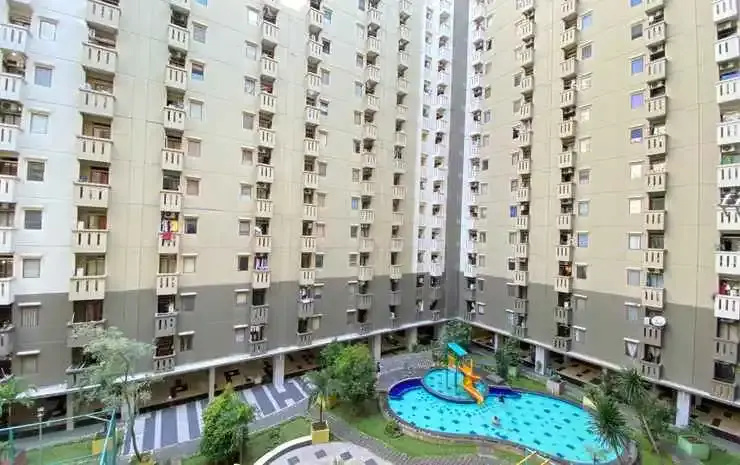Cozy 3BR Furnished at Gateway Ahmad Yani Cicadas Apartment By Travelio