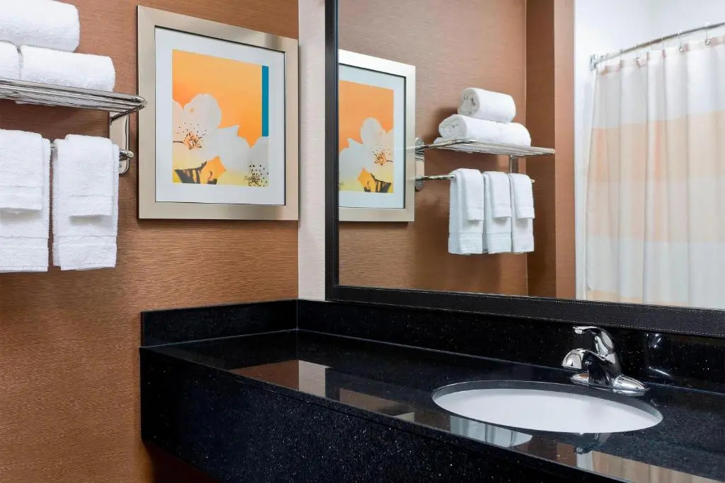 Fairfield Inn & Suites Lexington Keeneland Airport - Chambres