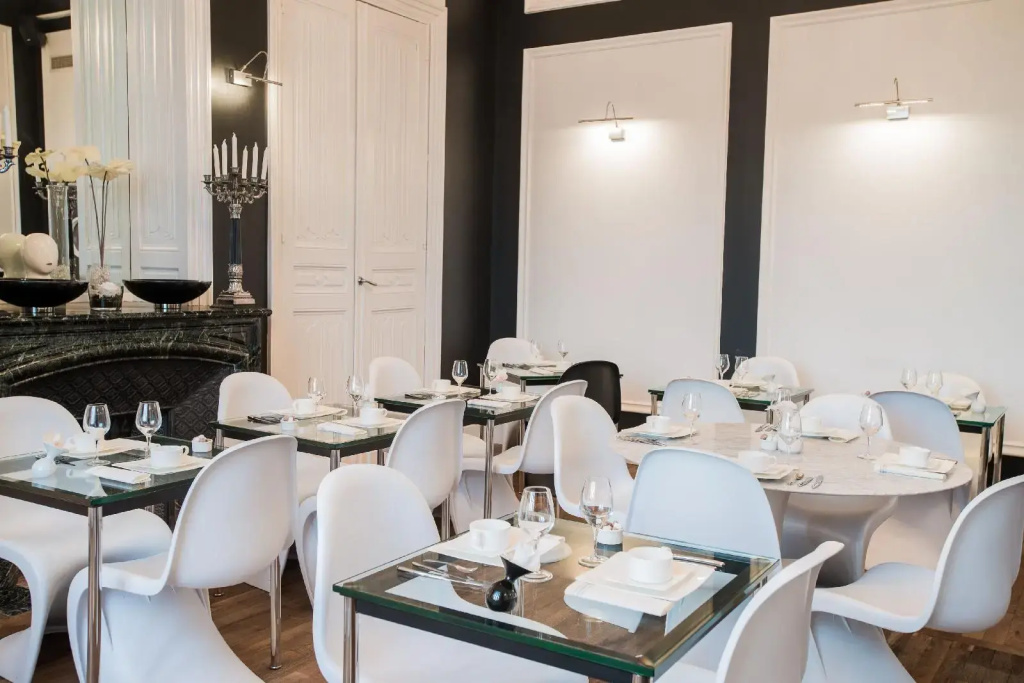 Art Hôtel Rochecorbon - Général