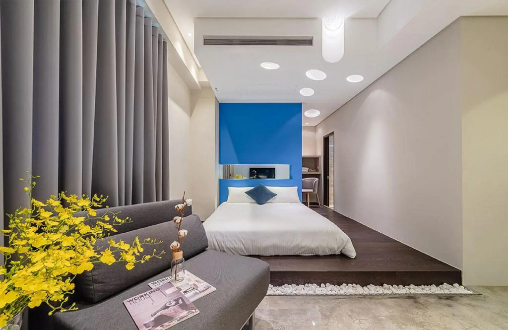 Deluxe Double room (full double bed)