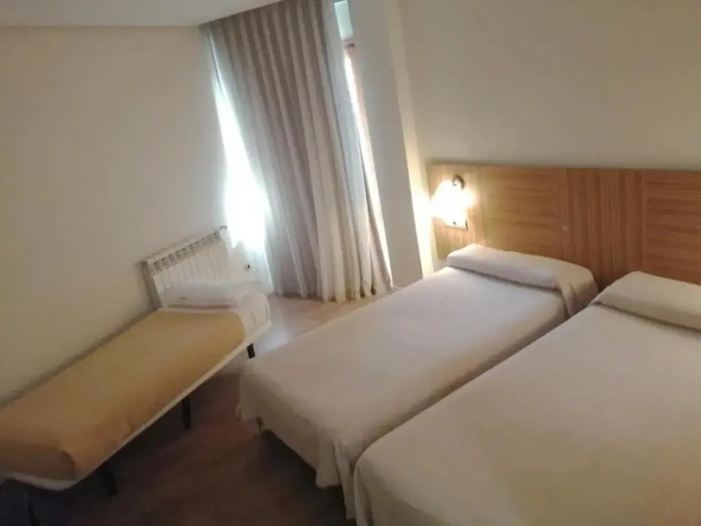 Hotel y Apartamentos SNO Isaba - Chambres