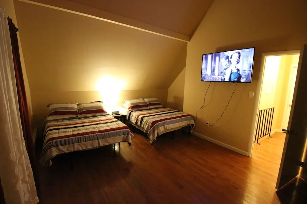 Chico's Chalet — 2