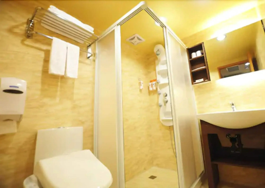Kindness Hotel - Tainan Chihkan Tower - Général