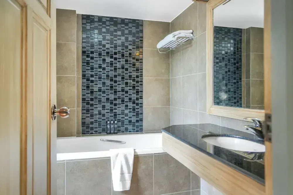 Nora Lakeview Hotel - Chambres