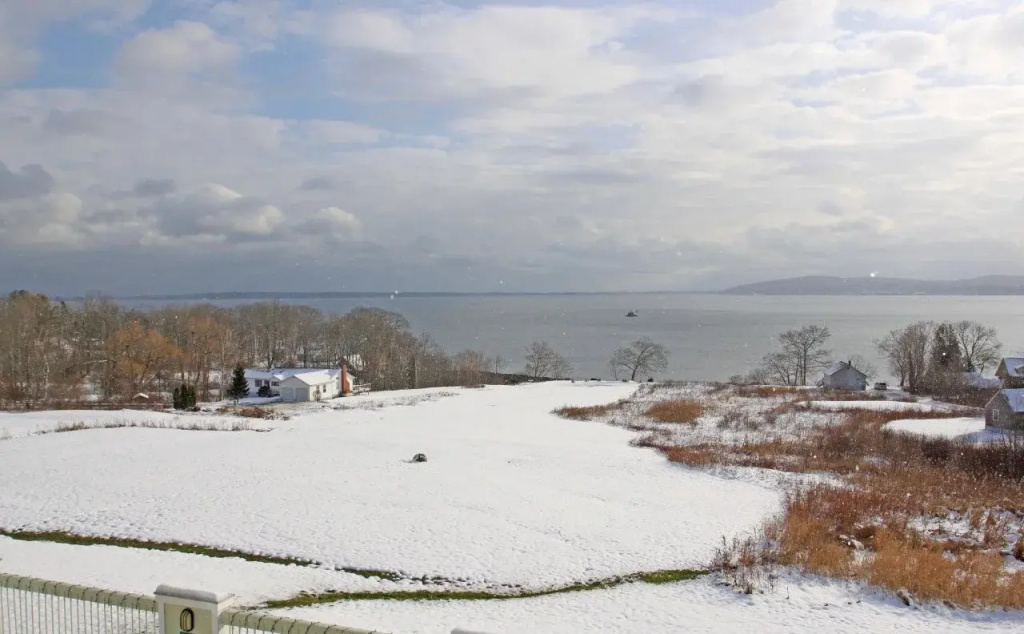 Beach & Waterfront