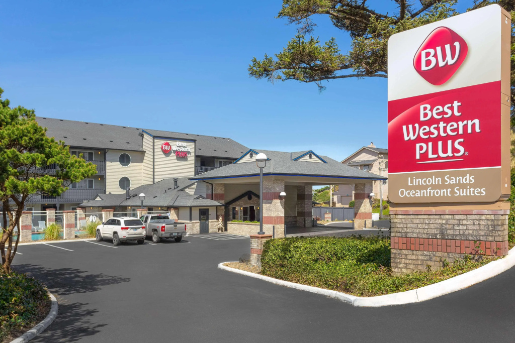 Lincoln Sands Oceanfront Resort, an Ascend Collection Hotel