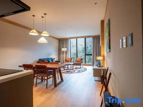 Yu Kiroro, Ski-In Ski-Out Luxury Residences