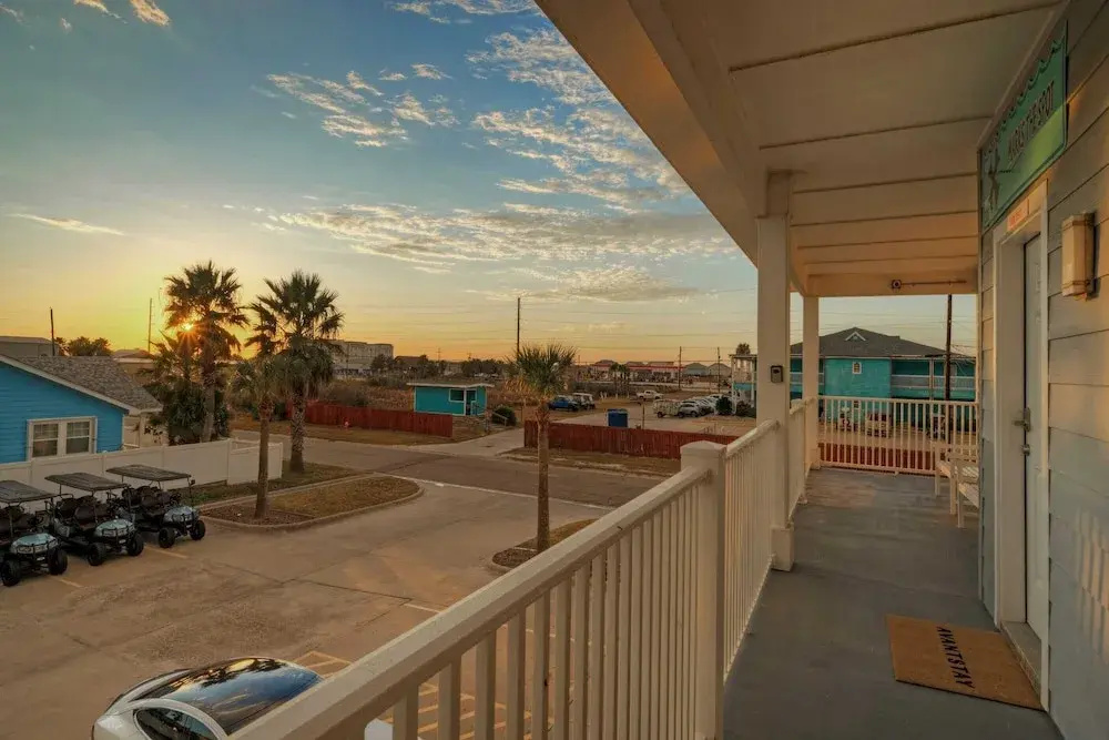 4 Costa Bahia Condos