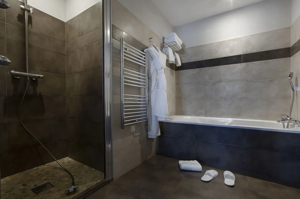 Le Clos Saint-Martin Hôtel & Spa - Général