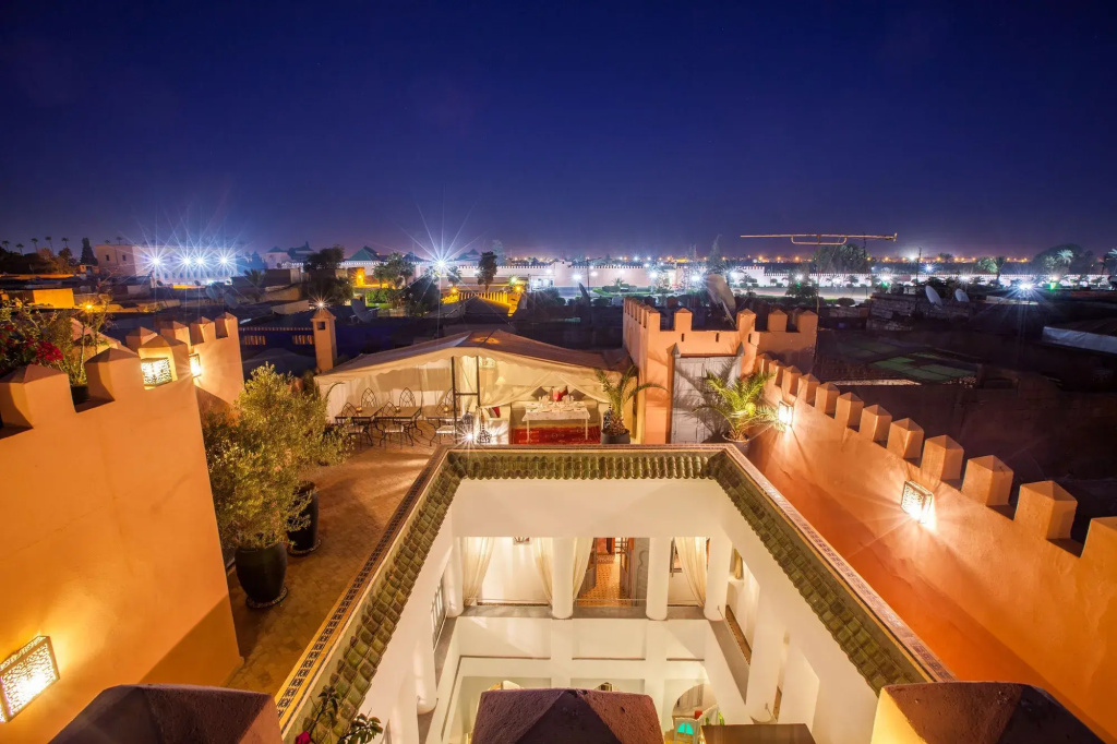 Balcony & Terrace
