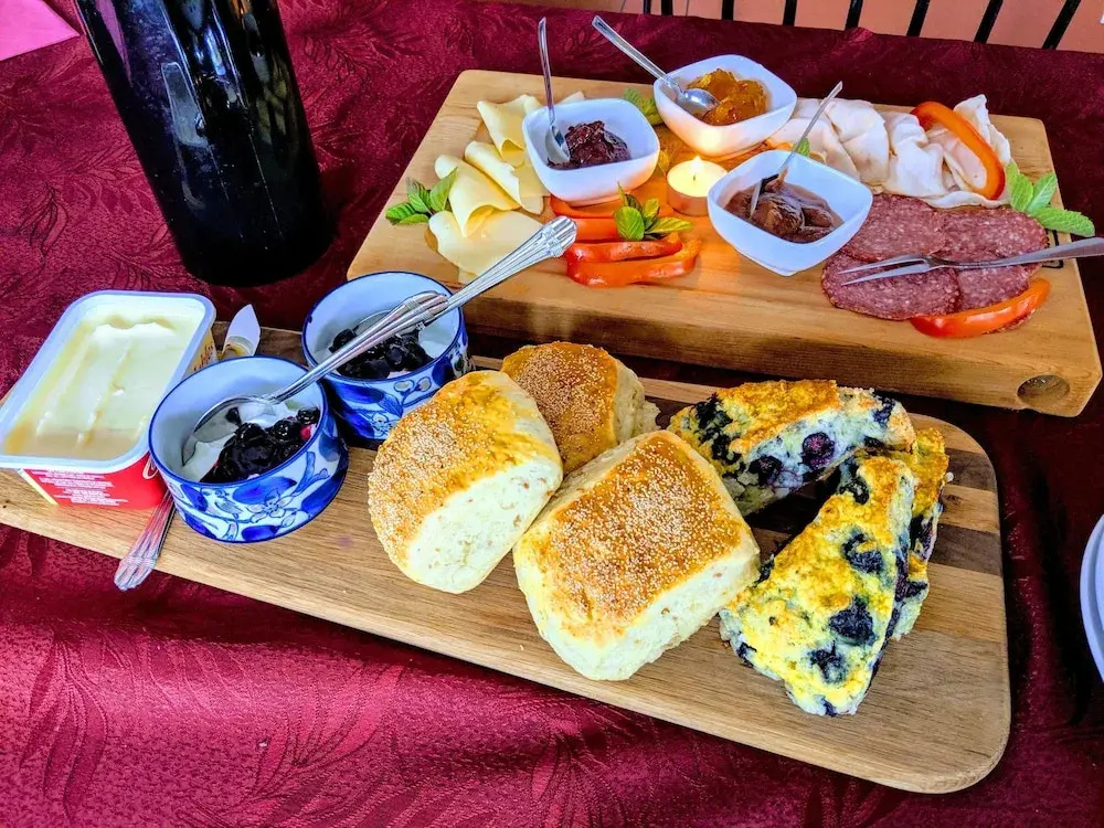 Food & Beverage