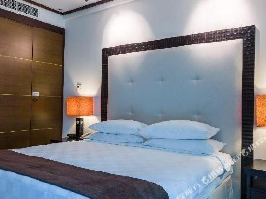 Park Hotel Apartments