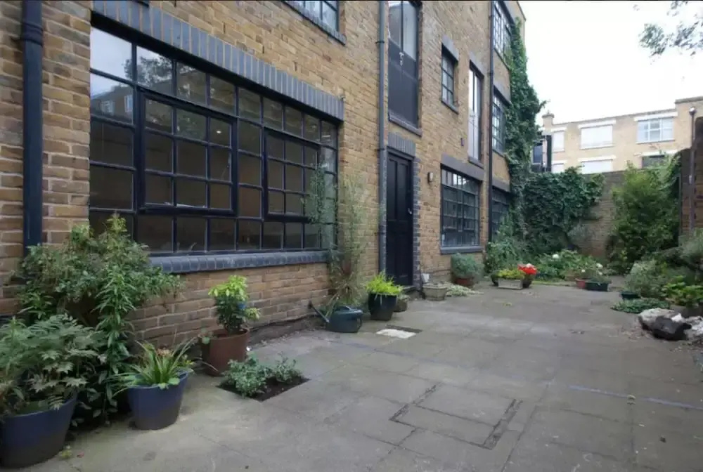 3 Bedroom Contemporary Home In Shoreditch