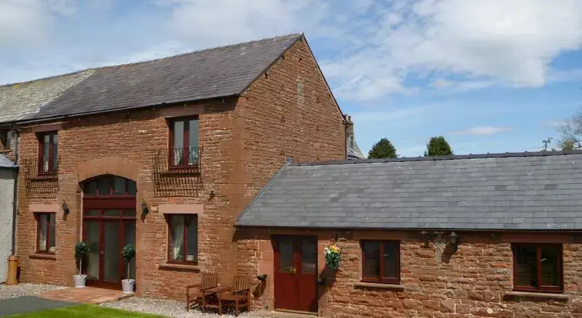 THE GINNEY Country Guest House
