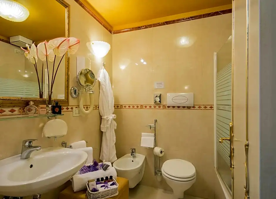 Standard Junior Suite