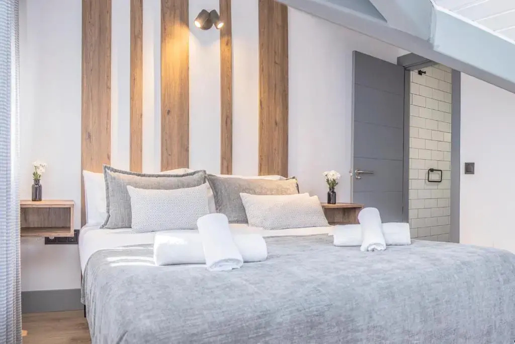 limehome madrid calle santa ana - Chambres