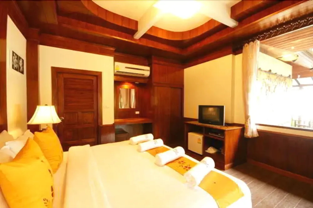 Central Cottage Resort