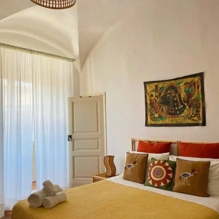 Standard Double room with balcony (full double bed)