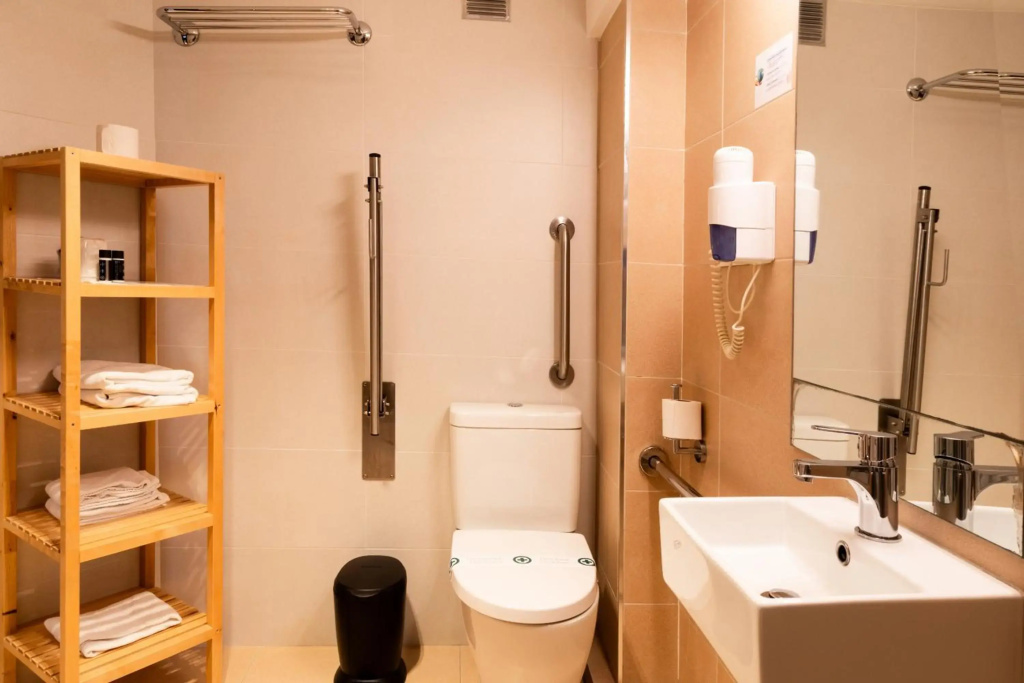 Hotel photo 11
