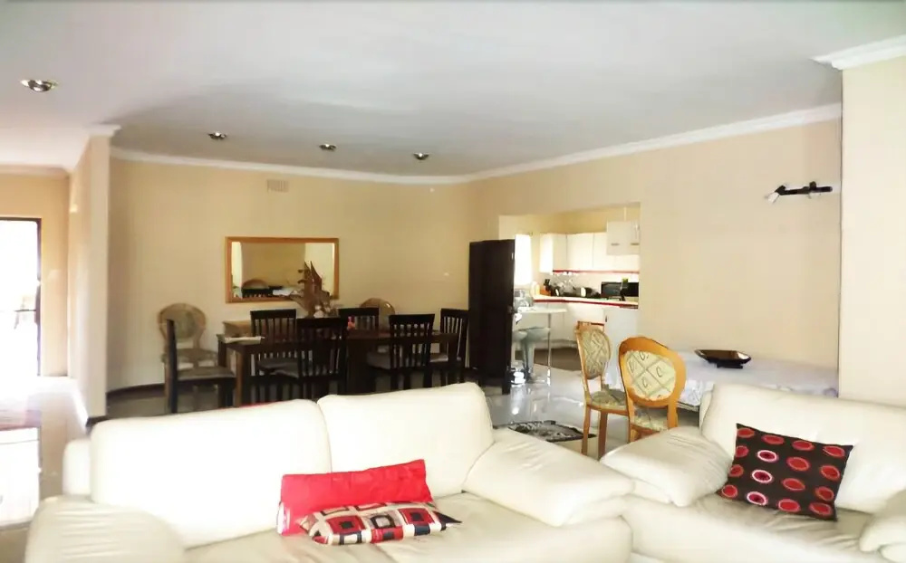 Sollunaa Guesthouse