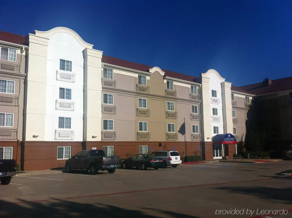 Sonesta Simply Suites Dallas Las Colinas