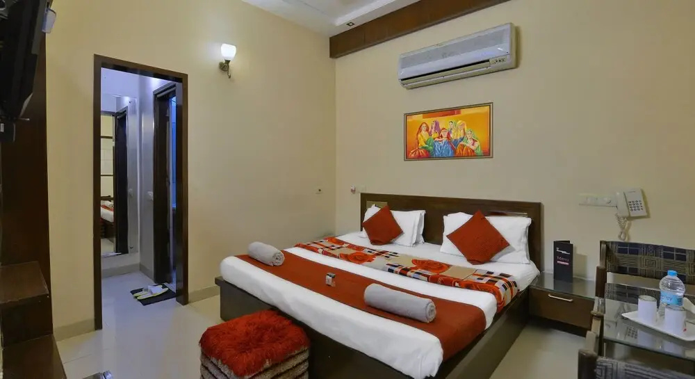 Bedroom