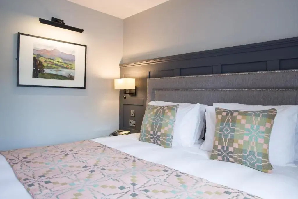 Llechwen Hall Hotel - Chambres