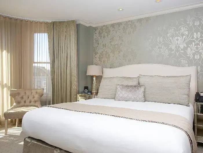 Premium room