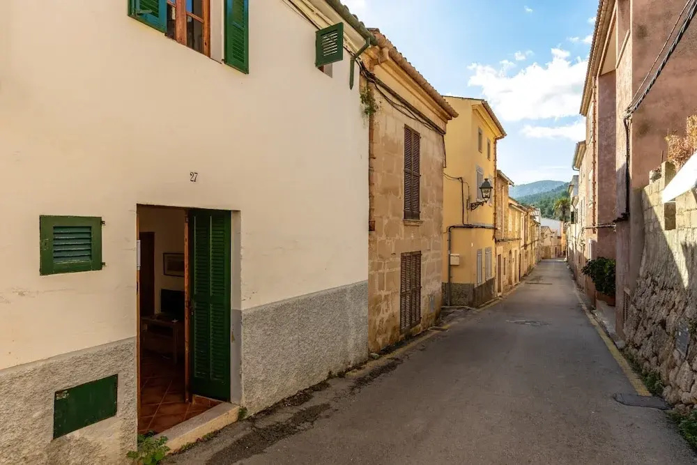 House in Pollensa Near Beaches & Golf Club