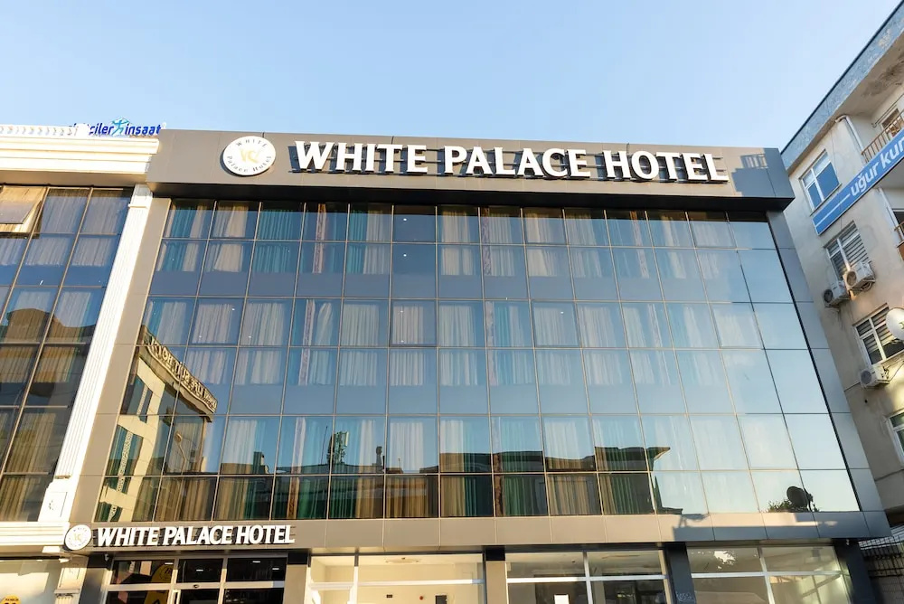 WP White Palace Hotel — фото