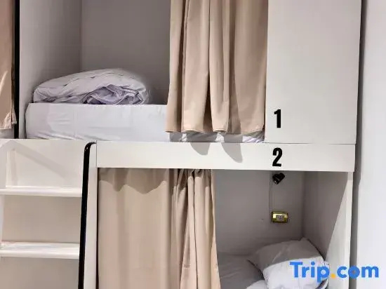 Bed in Dorm