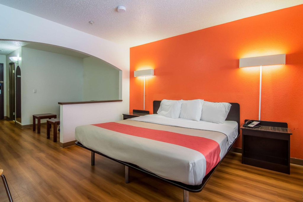 Отель Motel 6 Dallas, TX - North - Richardson в Далласе