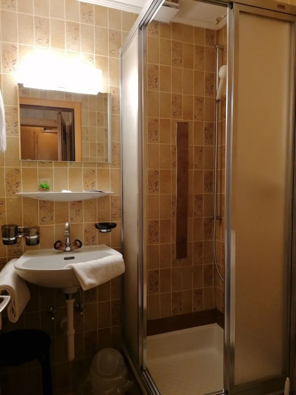 Hotel Helvetia - Chambres