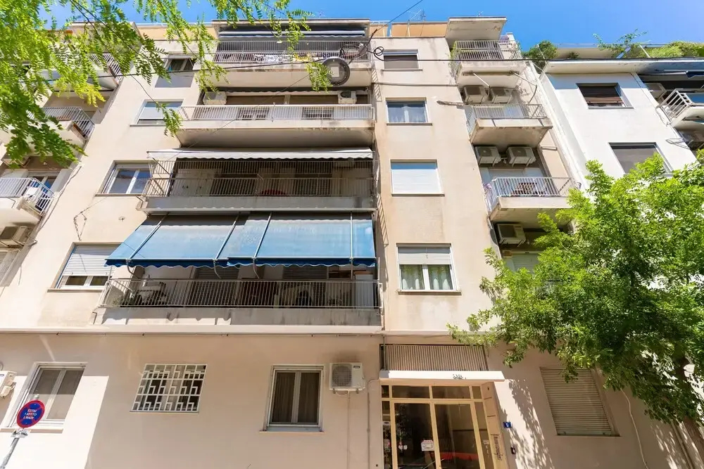 Cosy 2BR-Apartment next to Bars & Resto