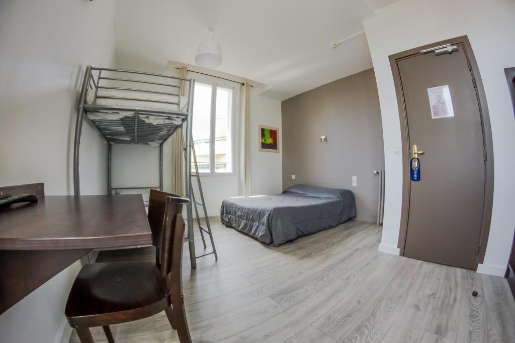Четырёхместный номер Standard в Trianon