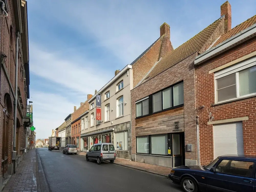 Lovely Holiday Home in Roesbrugge with Sauna