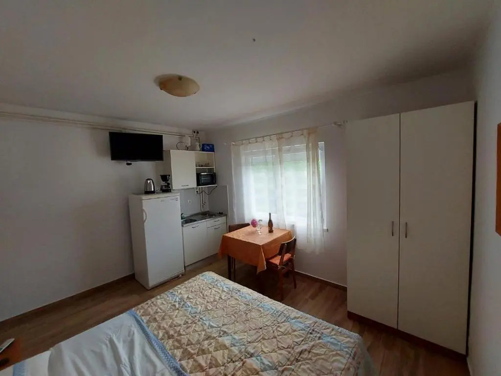 Studio with sea view