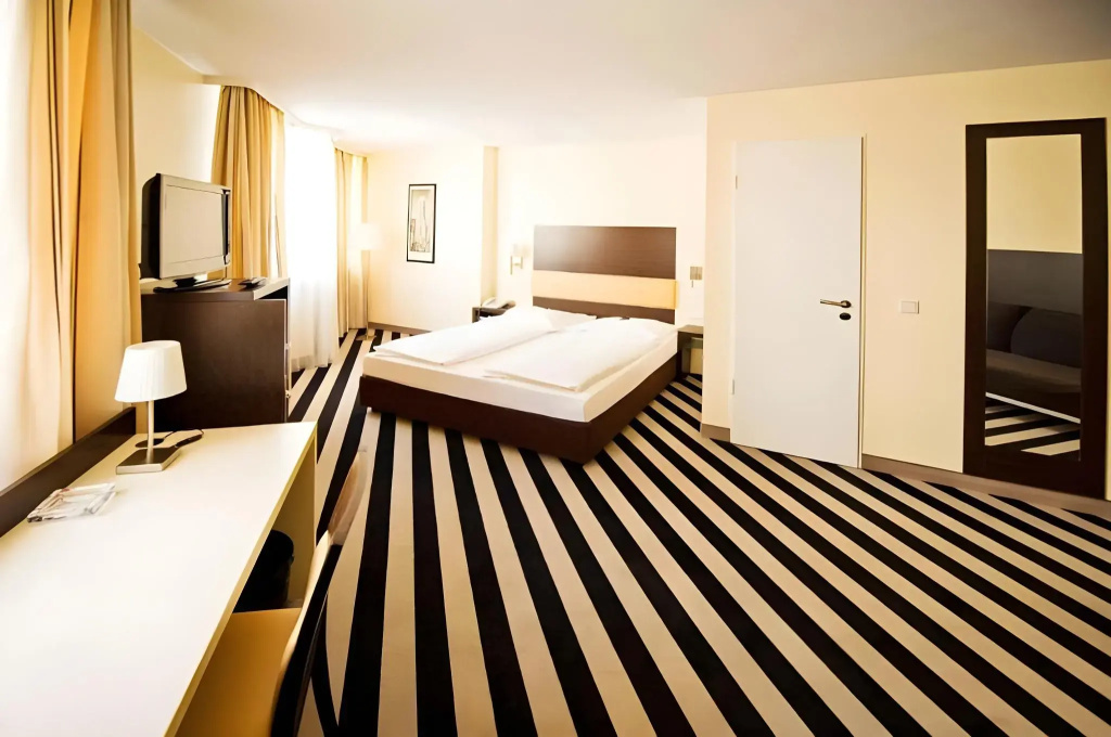 Bristol Hotel Frankfurt - Général