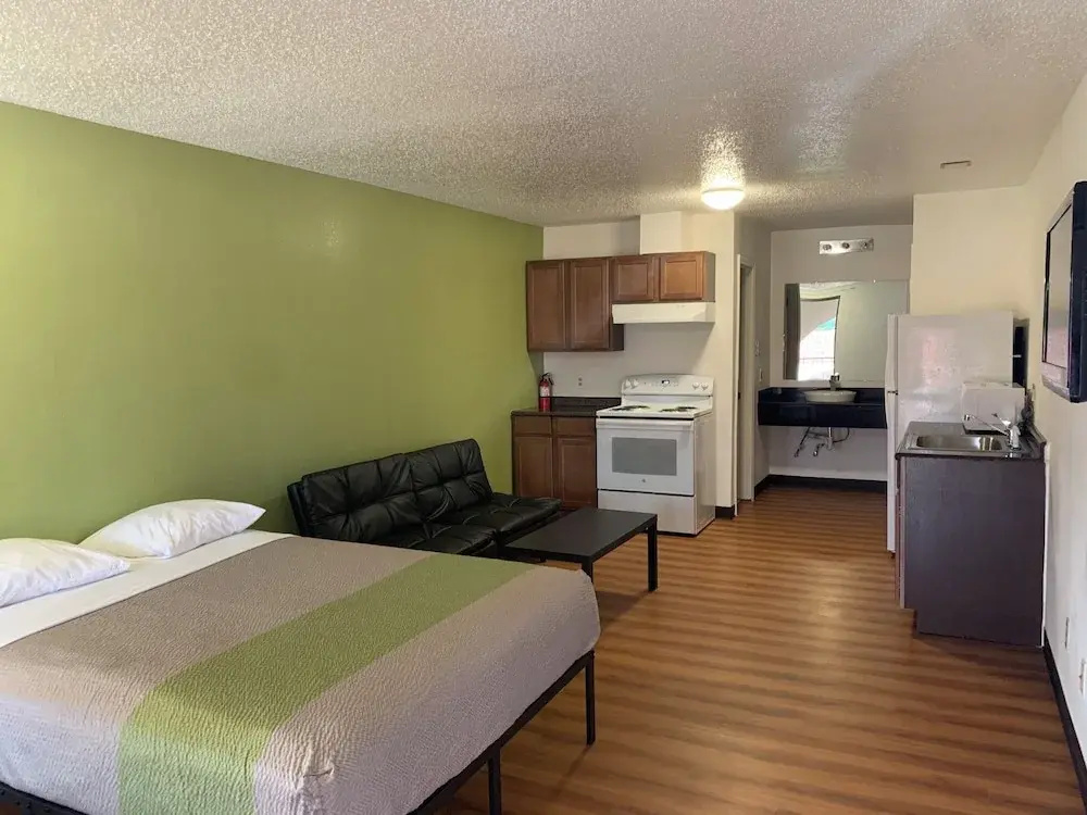 Standard Double room (full double bed)