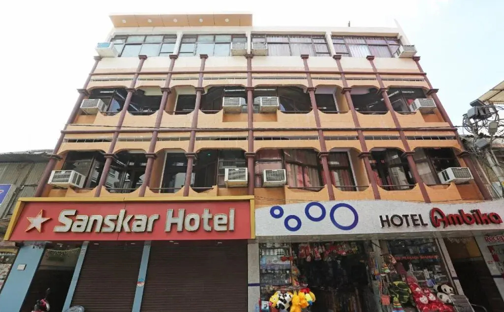 Hotel Sanskaar By OYO Rooms