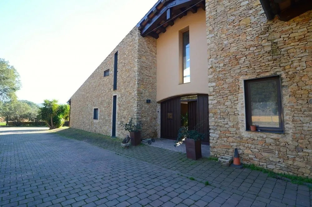 Villa Esclanya